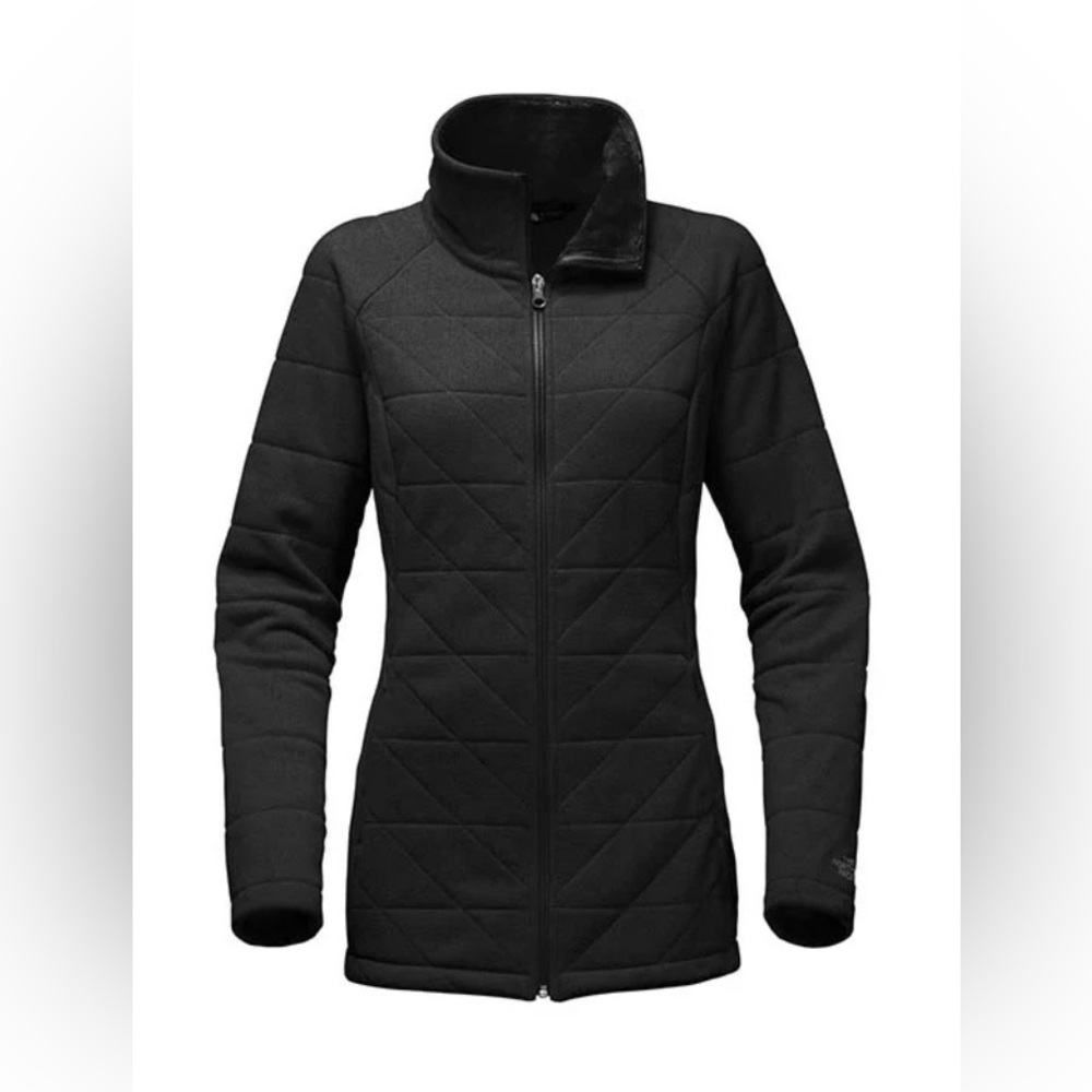GUC Women’s the North Face, Black quilted fabric, fleece lined, size Medium